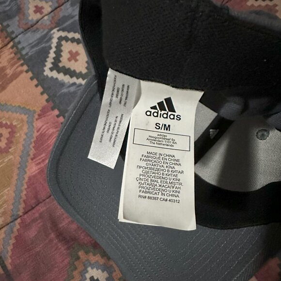 Adidas Stretch Fit Cap S/M - Picture 2 of 2